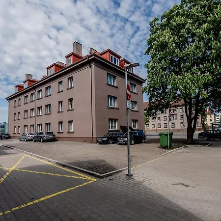 Paernu Holiday Apartment Апартаменты *